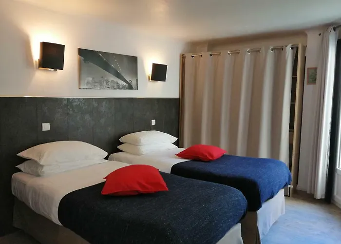 Brit Hotel Colbert